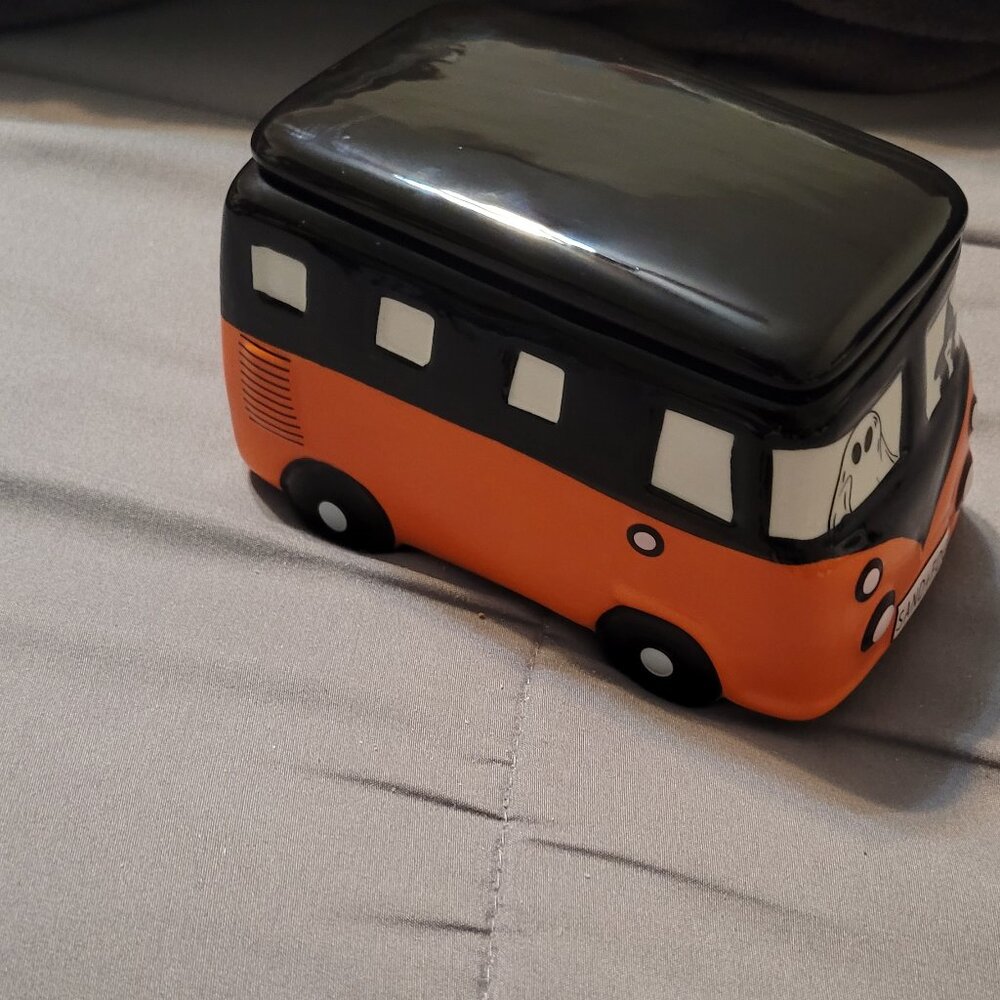Sand + Fog VW Bus Candle - Picture 2 of 3